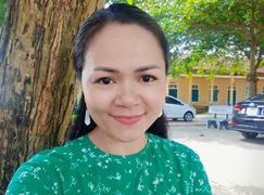 Cô giáo nhắn học trò không tặng hoa 20/10 để ủng hộ miền Trung