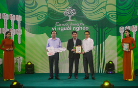 MobiFone chung tay vì người nghèo cả nước