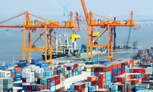 Việt Nam xuất siêu vượt 17 tỷ USD