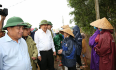 Phó Thủ tướng Trương Hòa Bình chỉ đạo công tác khắc phục hậu quả bão lụt