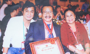 Ảnh: Những kỷ vật, hình ảnh vô giá được NSND Lý Huỳnh nâng niu