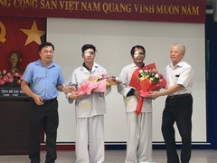 Cảm động người phụ nữ ung thư ngực hiến tặng giác mạc trước khi qua đời