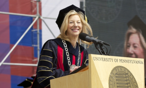 Hiệu trưởng đại học ở Mỹ có mức lương bao nhiêu?