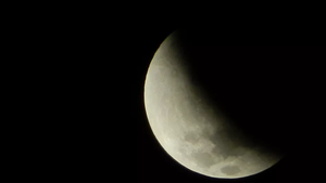 Phát hiện đột phá trên Mặt trăng