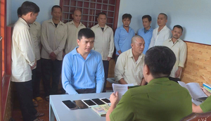 Phá đường dây cá độ bóng đá trên mạng hơn 4.000 tỷ đồng