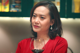 Hứa Vĩ Văn: Hồng Ánh uống rượu không biết say