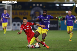 Viettel vs Than Quảng Ninh: Chạm tay vào chức vô địch 