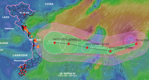 Siêu bão Goni giật cấp 13 khi vào Biển Đông