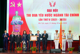 Thủ tướng: Phải chi tiêu tiền thuế của người dân hiệu quả nhất