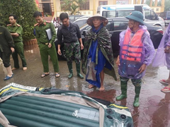 Khởi tố kẻ đâm thủng thuyền của lực lượng cứu hộ