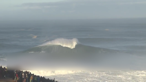 Clip: Nghẹt thở xem chinh phục sóng biển cao 20m tại Bồ Đào Nha