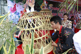 Quảng Ninh tổ chức cuộc thi Vua gà, gà đẹp