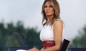 Sắp bầu cử, Đệ nhất phu nhân Mỹ ‘ra quân’ vận động một mình