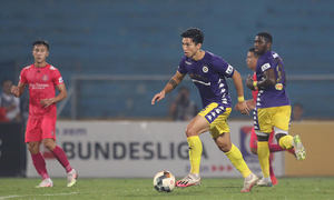 Văn Hậu thất bại trong năm 2020: Ra sân 2 trận, chấn thương liên miên