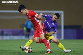 Duy Mạnh: 'Cơ hội vô địch V-League của Viettel không nhiều hơn Hà Nội FC'