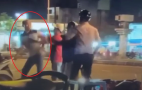 Tài xế ô tô hành hung, dọa giết đôi nam nữ đi xe máy sau va quẹt 