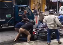 Cảnh sát hình sự Đà Nẵng nổ súng khống chế 2 nghi phạm trộm xe máy trên phố