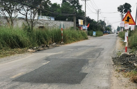 Con đường 2km, có gần 100 'hố tử thần' ở Đồng Nai: Địa phương đã sửa chữa đường