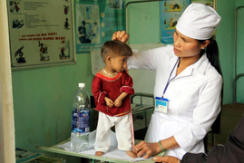 Hội chứng Seckel 'người tí hon': Triệu chứng là gì, phòng bệnh ra sao?