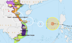 Bão số 13 giật cấp 15, cách quần đảo Hoàng Sa 640km
