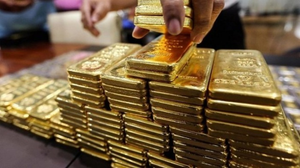 Chênh lệch tới 4 triệu đồng/lượng, giá vàng Việt Nam có bất thường?