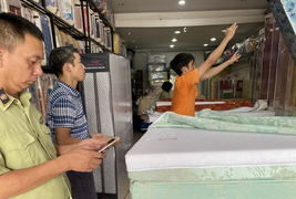 Vạch trần mánh khóe lừa người tiêu dùng chi tiền triệu mua hàng giả