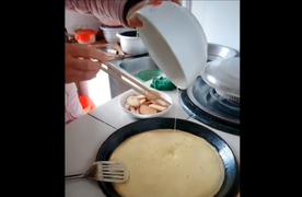 Clip: Tai nạn 'núi lửa phun trào' của bà nội trợ đoảng