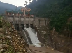 Thuỷ điện ở Thừa Thiên Huế lại tích nước trái phép sau bão số 13