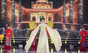 5 Hoa hậu kết hợp trình diễn áo dài trong đêm chung kết Hoa hậu Việt Nam 2020