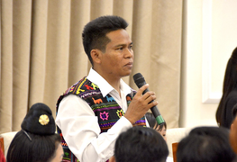 Lương 600.000 đồng/tháng, thầy giáo từng muốn bỏ nghề đi xuất khẩu lao động