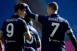 Ronaldo có cơ hội đeo băng đội trưởng Juventus