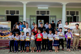 Minh Thảo JSC cùng các nghệ sĩ chung tay hướng về miền Trung