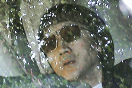 Sợ chết vì COVID-19, cựu trùm băng đảng Hội Tam Hoàng chịu bị bắt