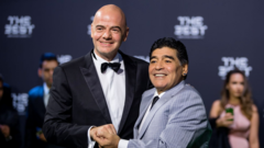 Chủ tịch FIFA: ‘Maradona là tài năng phi thường nhất của thế giới bóng đá’