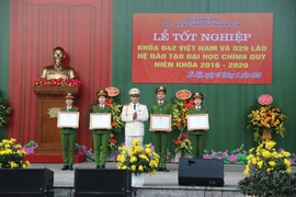 Hơn 800 sinh viên Học viện Cảnh sát Nhân dân nhận bằng tốt nghiệp