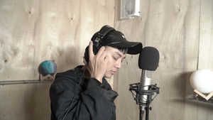 Hoài Lâm trở lại