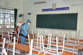 2.000 học sinh TP.HCM phải nghỉ học vì cô giáo tiếp xúc bệnh nhân COVID-19