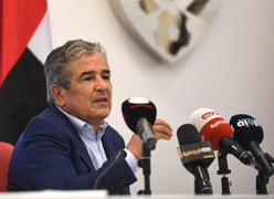 UAE sa thải HLV trưởng thứ ba trong năm 