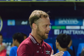 CLB TP.HCM ký hợp đồng với HLV Đức từng giành ngôi Á quân Thai League 