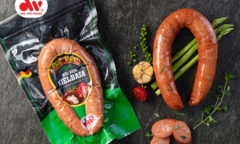 Xúc xích 'đắt đỏ' Kielbasa giành giải được yêu thích nhất