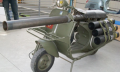 Vespa 150 TAP: 'Sát thủ hai bánh' cõng cả đại bác của Pháp