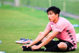 Vì sao Văn Hậu tái phát chấn thương nặng?