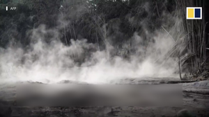 Video: Dung nham núi lửa vùi lấp làng mạc ở Indonesia