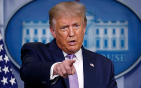 Chưa nhận thua, Trump tiếp tục khởi kiện đòi 40.000 phiếu ở Nevada