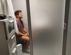 Ảnh: Những thiết kế nhà vệ sinh oái oăm ít ai dám sử dụng