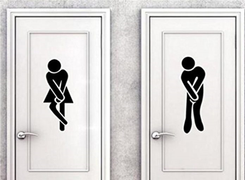 Hai nam sinh đặt điện thoại quay lén trong nhà vệ sinh nữ bị đình chỉ học 1 năm