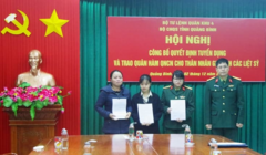 Vợ con Phó Tư lệnh Quân khu IV hi sinh ở Rào Trăng 3 được vào quân đội làm việc