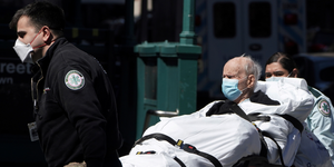 Mỹ lập kỷ lục hơn 3.000 người chết do COVID-19/ngày