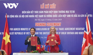 Việt Nam-Anh ký Hiệp định Thương mại tự do: 99% dòng thuế xuất khẩu được xoá bỏ