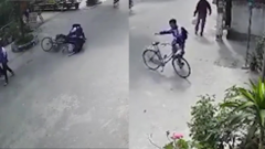 Clip: Chơi dại bốc đầu xe, 2 nam sinh ngã chỏng vó